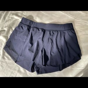 Lululemon Shorts Navy Size 8